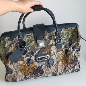 Vintage Oscar de la Renta Floral Tapestry Bag – Chic Doctor Style Purse